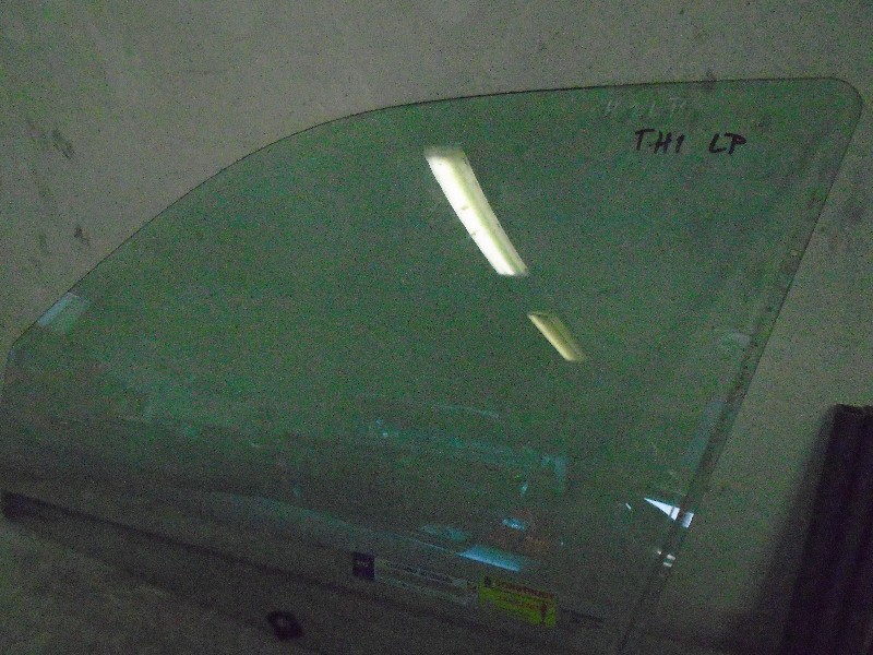 Clio II  98-05 | sklo dveří LP
